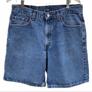 Vintage Levi’s 550 shorts